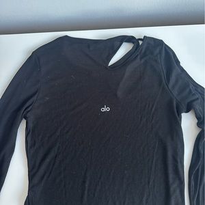 Alo yoga peak long sleeve top